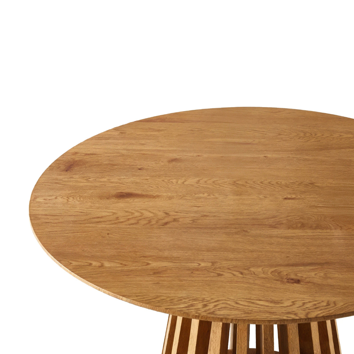 Kayci Round Oak Dining Table with 4 Jaydn Chairs