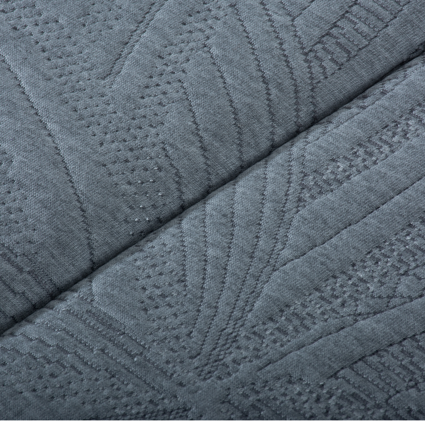 Sleeply Hybrid Mattress 2000 Pocket Sprung multi layered soft touch